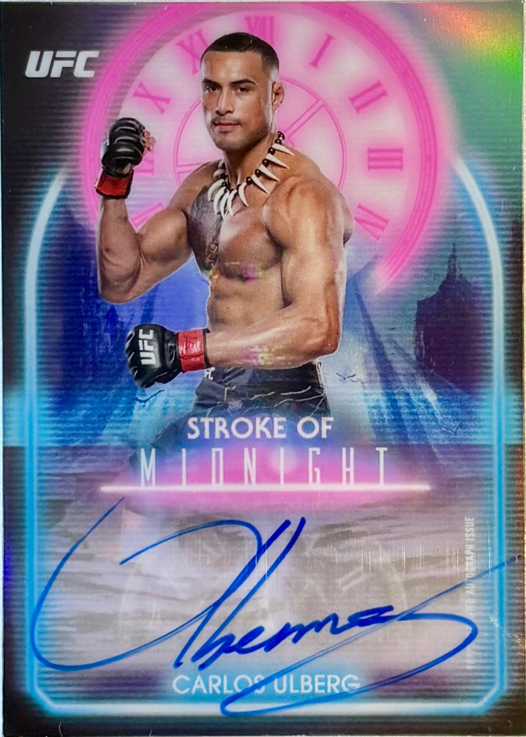 2025 Topps Midnight UFC Carlos Ulberg On Card Auto SMA-CU - front